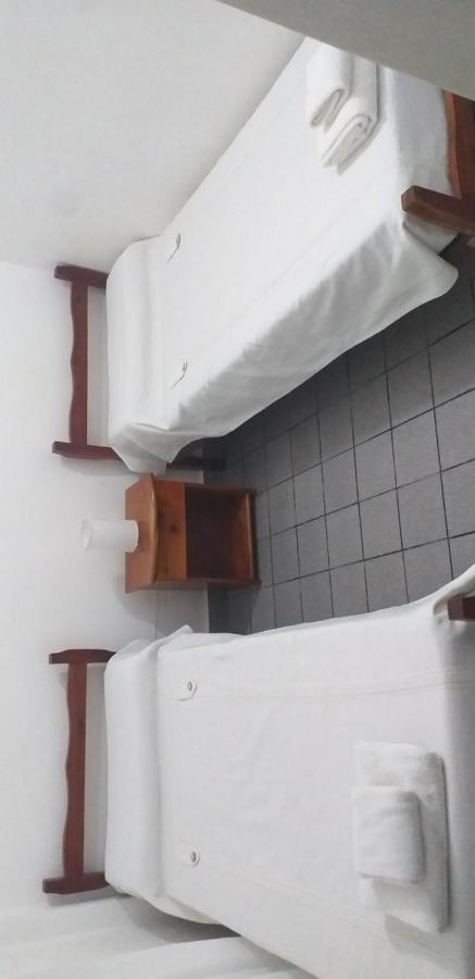 Hotel Tandil Puerto Madryn Buitenkant foto