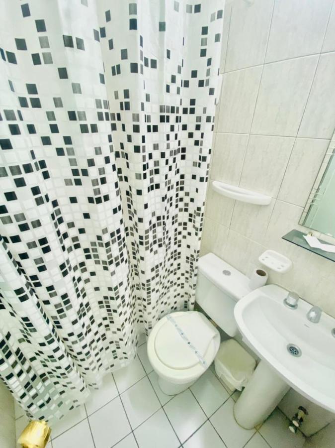 Hotel Tandil Puerto Madryn Buitenkant foto