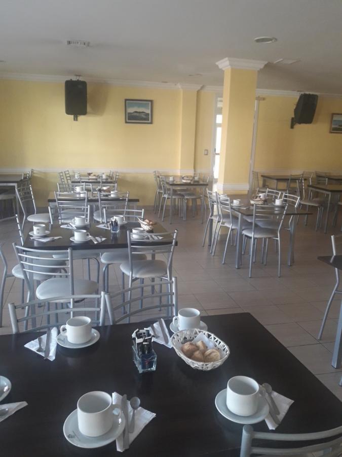 Hotel Tandil Puerto Madryn Buitenkant foto