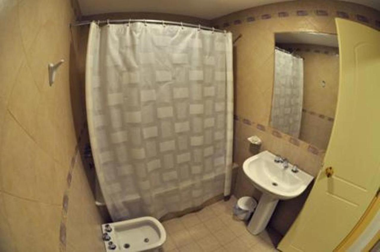 Hotel Tandil Puerto Madryn Buitenkant foto