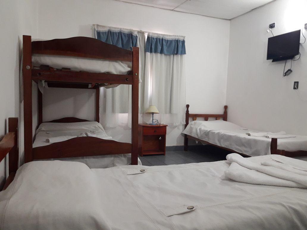 Hotel Tandil Puerto Madryn Buitenkant foto